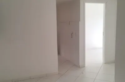 Condomínio uchôa 01 bloco 02 — apto 203 1º andar   descrição do imóvel:  sala ampla  cozinha integrada com área de serviço  2 quartos  1 banheiro social