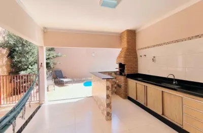 Casa com 3 quartos para alugar na Rua José Arlindo de Melo Silva, 99999, Parque São Miguel, São José do Rio Preto