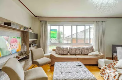 Apartamento de 3 quartos com 108 m² privativos, 1 vaga de garagem no bairro santana, porto alegre!