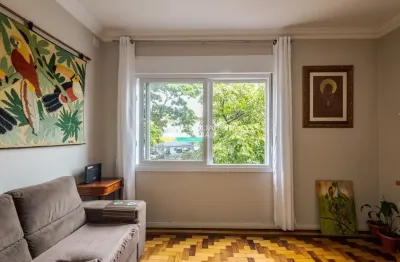 Apartamento de 02 dormitórios, gabinete, com 72 m² privativos no bairro auxiliadora!