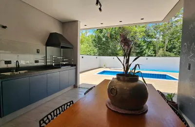 Lindo sobrado condomínio fechado em atibaia novo e mobiliado