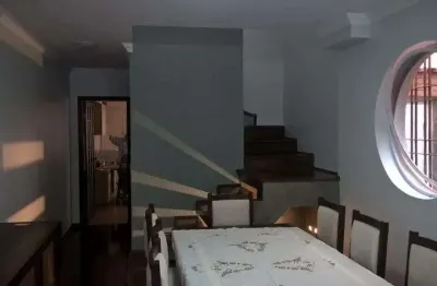 Casa com 3 quartos à venda na Rua Nilo Guerra, Vila Mascote, São Paulo