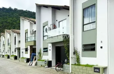Casa no condomínio mandala na nova angra em angra dos reis/rj