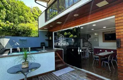 Casa Alto Padrão na Praia do Jardim, Marinas, Angra dos Reis/RJ