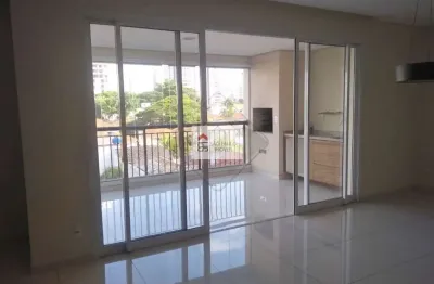 3 dormitórios ( 1 suíte), varanda gourmet com churrasqueira,  2 vagas de garagem e depósito