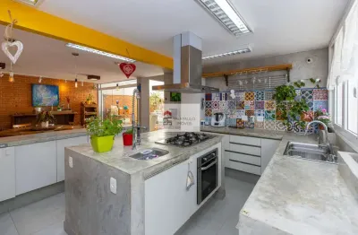 Casa com 3 quartos à venda na Rua Guilherme Asbahr Neto, 463, Chácara Monte Alegre, São Paulo