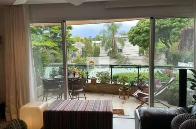 Apartamento de 168m² no brooklin de 4 quartos sendo 2 suítes, 4 vagas, varanda e lazer !!!!