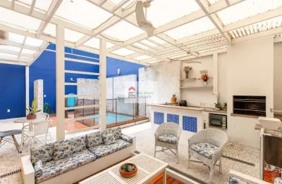 Casa em condomínio de 223,90m² sendo 4 suítes , 5 vagas , 6 banheiros , churrasqueira, área gourmet!