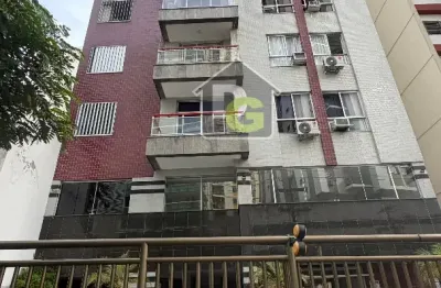 Ingá. perto de tudo.  ótima planta. sol da manhã.  silecioso. varanda, 2 quartos, suíte, gar.