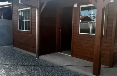 Casa com 2 quartos para alugar no bairro são roque, itajaí-sc