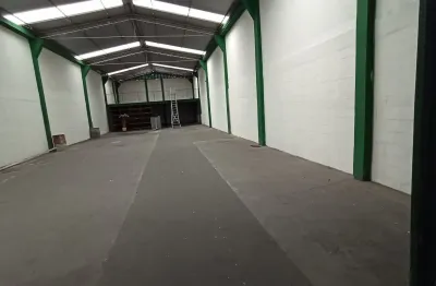 Alugo ou vendo 500m² galpão armazenamento logistica rocha miranda várias salas, 2 andares