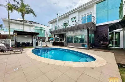 Casa disponível para à venda próximo a jurerê internacional, florianópolis, sc