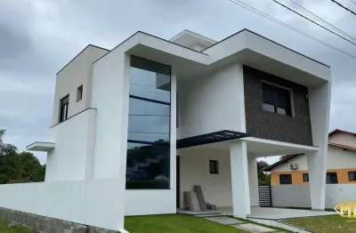 Sua nova casa de alto padrão em canasvieiras: conforto, estilo e espaços perfeitos!