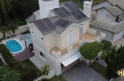 Casa encantadora em condomínio com lazer e conforto em florianópolis