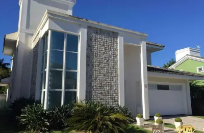 Casa em condominio fechado com piscina, conforto, natureza e exclusividade