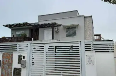 Casa disponível para à venda próximo a ingleses do rio vermelho, florianópolis, sc