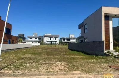 Excelente terreno a venda em condomínio fechado na praia dos ingleses