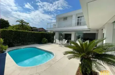 Residência exclusiva de alto padrão – cachoeira do bom jesus