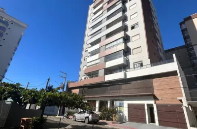 Lindo apartamento no edifício mônaco a 70 metros da praia em navegantes.