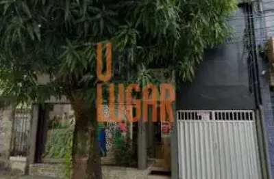 Um lugar imoveis aluga casa de 2 anda8res na travessa quintino bocaiuva  fins residenciais/comerciais