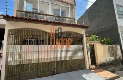 Um lugar imoveis aluga: casa mobiliada em vila de 3 pavimentos e 3 quartos no telegrafo