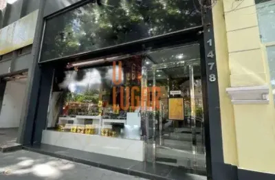 Um Lugar Imoveis Vende: Excelente Casa comercial moderna, versatil, bem localizada e ampla na Tv. Padre Eutiquio, Batista Campos, Belem-Pa