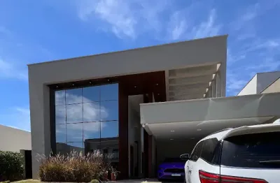 Sobrado mobiliado em condomínio portal do som golf club go 020