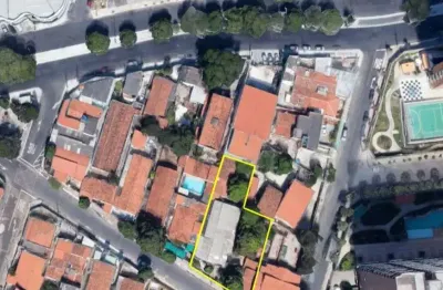 Imóvel para venda possui 1000 metros quadrados em pici - fortaleza - ce