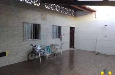 Recanto das cores, reformada, 3 quartos, na rua da upa e próximo do shopping pátio!