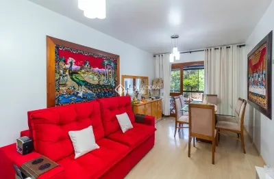 Apartamento de 3 quartos com suíte, Sacada com  Churrasqueira, 2 vagas, no bairro Higienópolis.