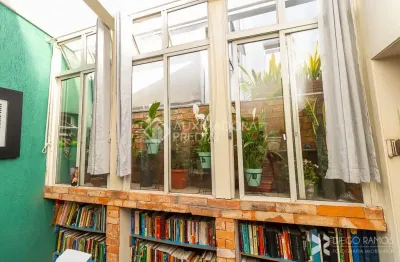 Apartamento com 2 quartos à venda na Rua Luzitana, 257, Higienópolis, Porto Alegre