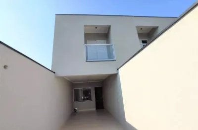 Ótima localização, à 600mts do largo da vila alpina e todo comércio da região e fácil acesso e as principais vias da região