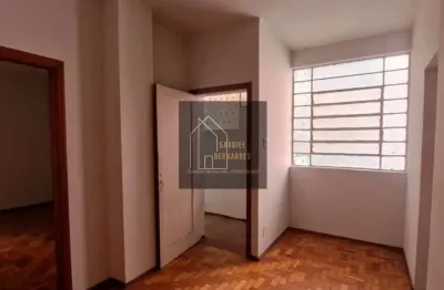 Apartamento de 2 quartos, sala, cozinha, banheiro para locação no centro de bh