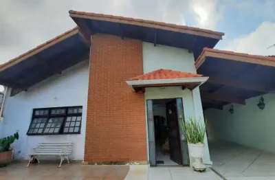 Casa com 3 dormitórios sendo 1 suíte 300 mts da praia  bairro nobre por r$ 550.000.00 - parque balneário oásis - peruíbe/sp