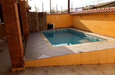 Casa com 3 dormitórios à venda, 180 m² por r$ 590.000,00 - jardim star - peruíbe/sp