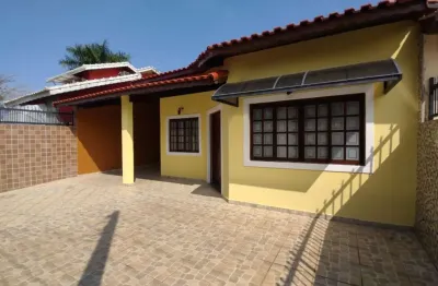 Casa com 3 dormitórios à venda por r$ 550.000,00 - três marias - peruíbe/sp