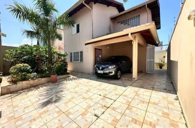 Sobrado com 3 dormitórios à venda, 163 m² por r$ 600.000,00 - jardim beira mar - peruíbe/sp