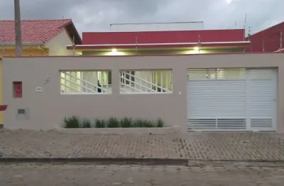 Casa com 3 dormitórios à venda, 130 m² por r$ 700.000,00 - estância são josé - peruíbe/sp