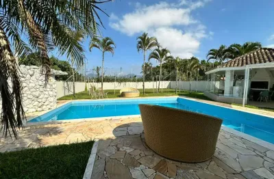 Casa com 6 dormitórios à venda, 331 m² por r$ 1.500.000,00 - bougainvillee v - peruíbe/sp