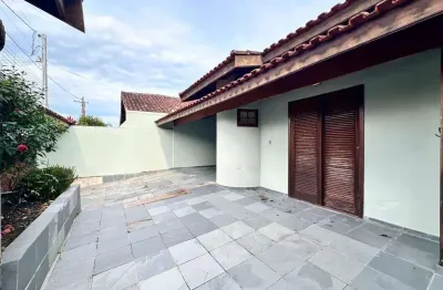 Casa com 3 dormitórios à venda, 137 m² por r$ 480.000,00 - balneário três marias - peruíbe/sp