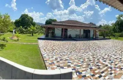 Chácara com 2 dormitórios à venda, 3000 m² por r$ 550.000,00 - estância bambu - peruíbe/sp