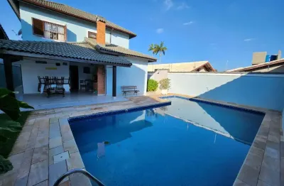 Sobrado com 4 dormitórios à venda, 228 m² por r$ 1.100.000 - balneário stella maris - peruíbe/sp