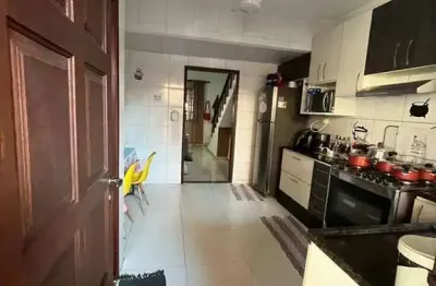 Casa com 2 quartos à venda na Rua Carlos Maia, 367, Porto Velho, São Gonçalo