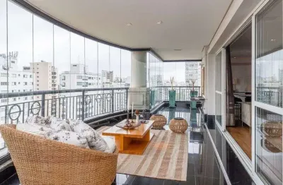 Apartamento para venda tem 308 m2 com 4 quartos- 4 suítes- 5 vagas