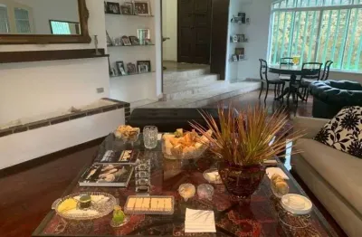 Casa para venda possui 530 metros quadrados com 4 quartos em cidade jardim - são paulo - sp