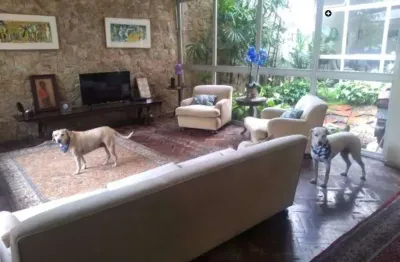 Casa com 3 quartos à venda na Largo Mestre de Aviz, Jardim Luzitânia, São Paulo