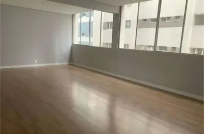Apartamento para venda tem 111 m2 com 2 quartos-1 suíte-1 vaga