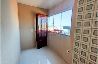 Apartamento com 2 quartos para alugar na rua eusébio de queirós, 53, montese, fortaleza por r$ 1.500