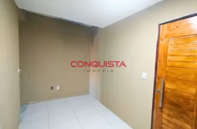 Apartamento com 2 quartos para alugar na rua eusébio de queirós, 53, montese, fortaleza por r$ 1.500