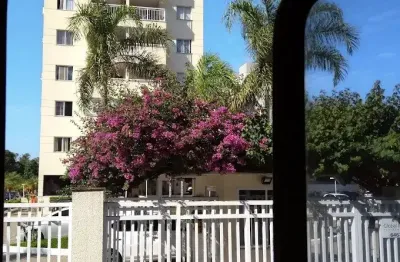 Linda Cobertura em frente ao Projac da Rede Globo. Toda reformada.